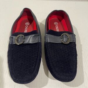 Men’s Chuxx Ben Navy Blue Loafers with Gray Accents Size 8.5 US!